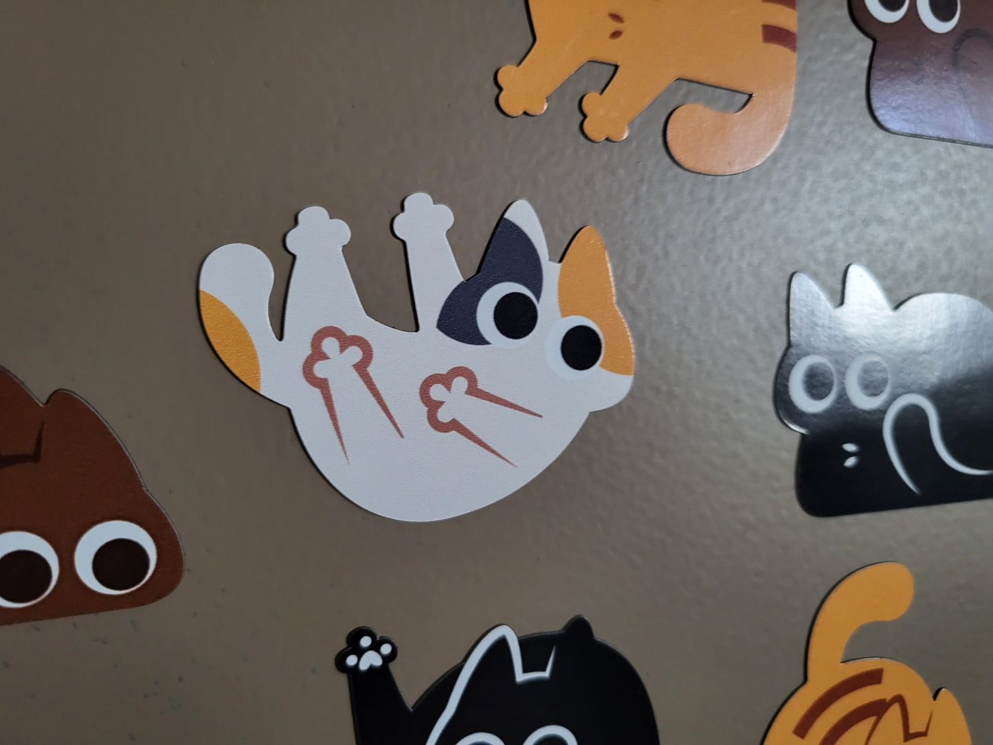 Calico Cat Mini Magnet Set