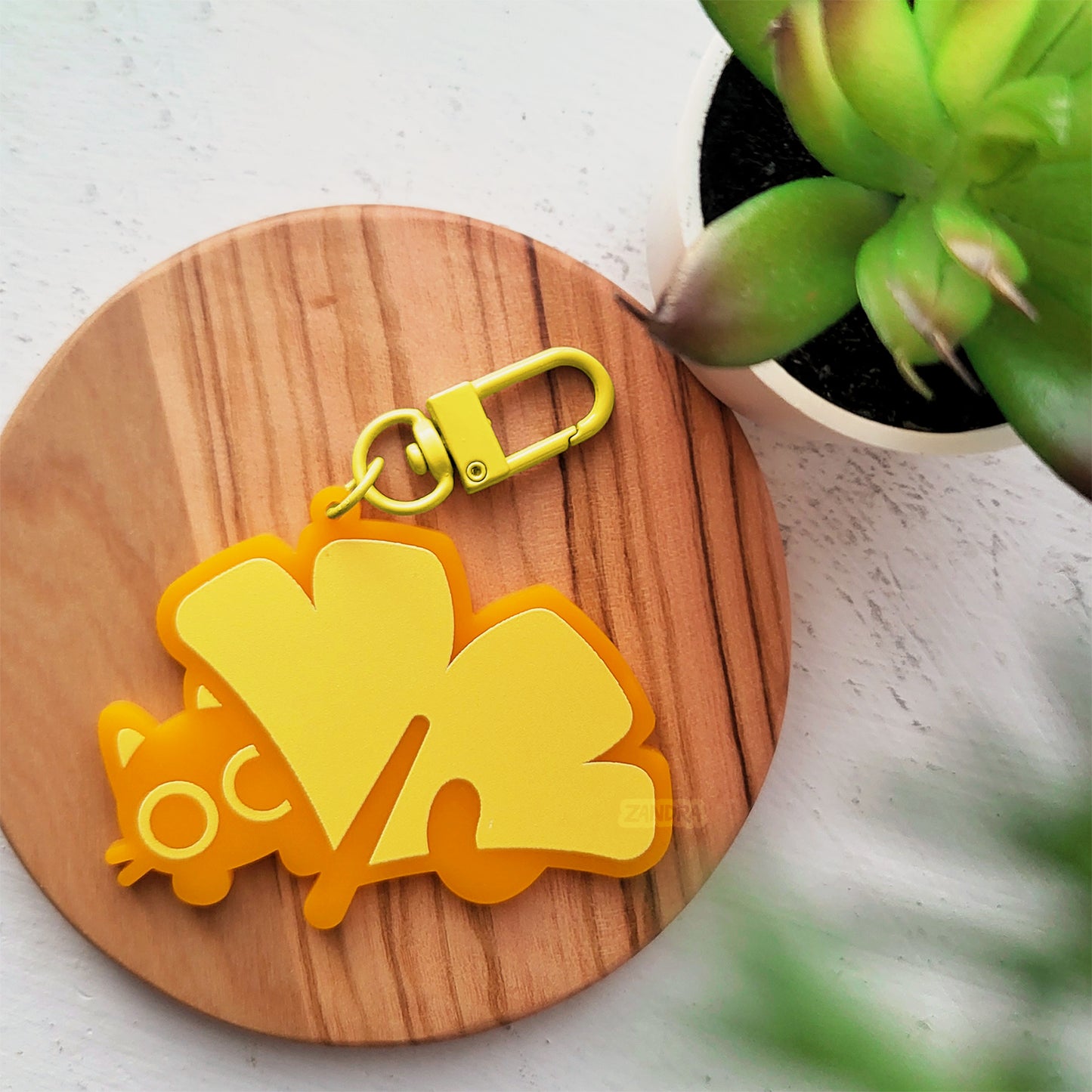 Ginkgo Leaf Cat Keychain