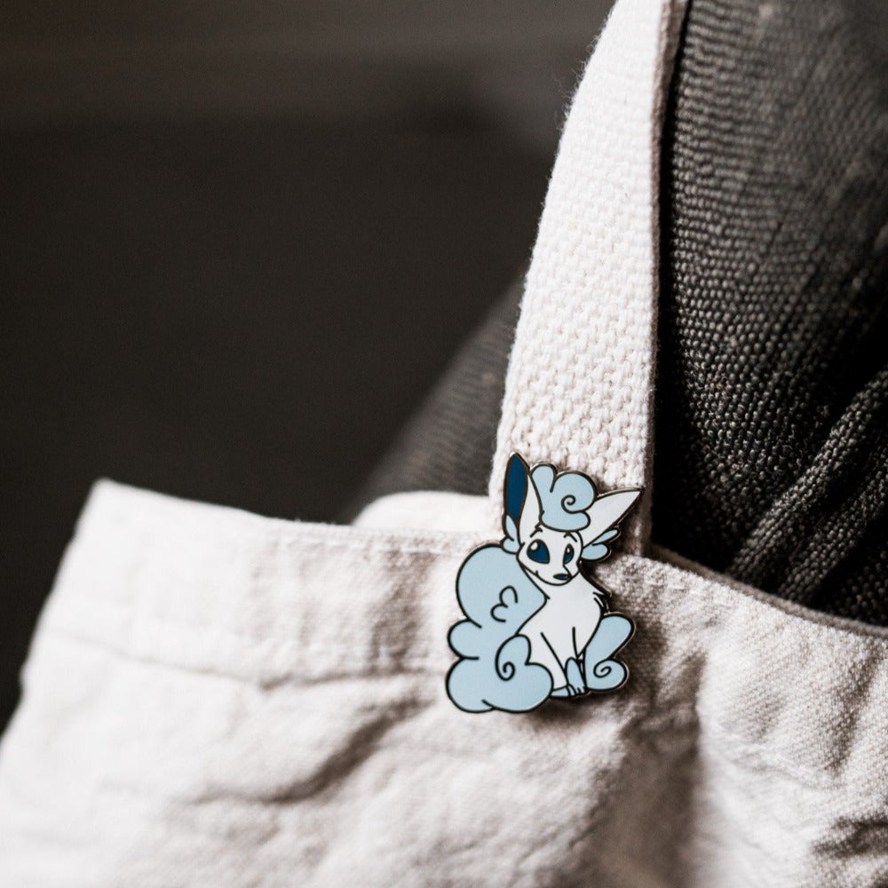 Alolan Vulpix Enamel Pin